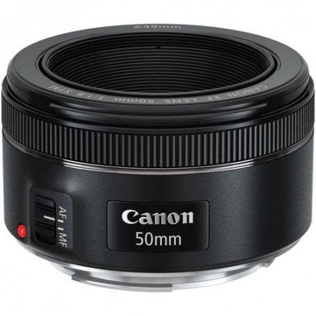 Canon EF 50mm f / 1.8 STM